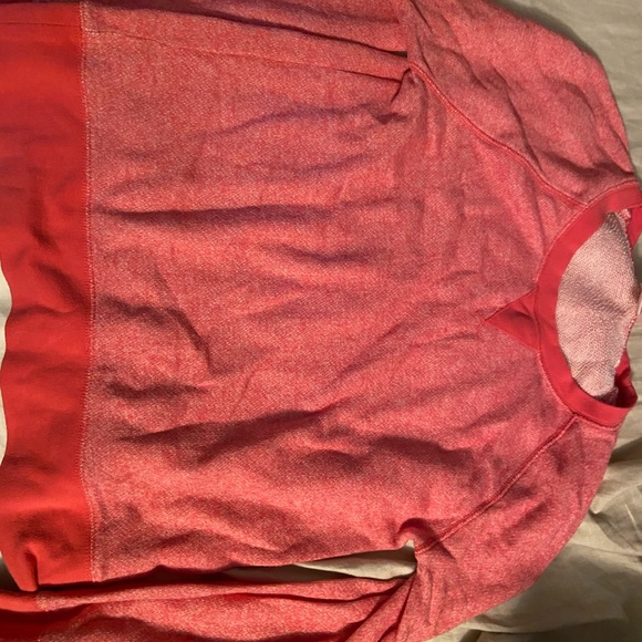 Cute sweater - Picture 1 of 2